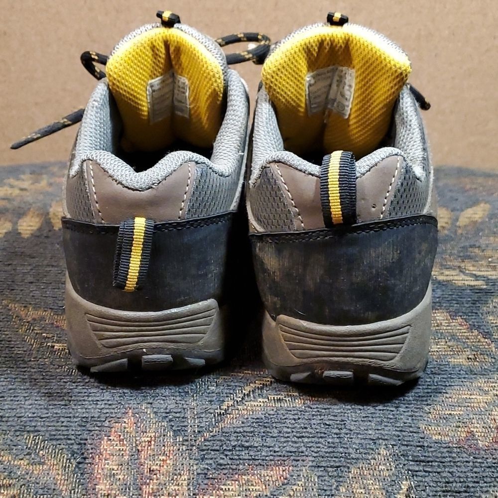 Boys Rugged Outback Excursion Low Hiker Boots - Picture 4 of 8